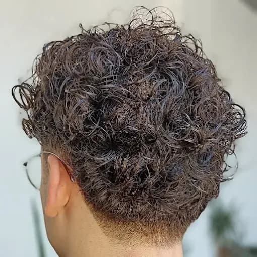 Taglio capelli ricci